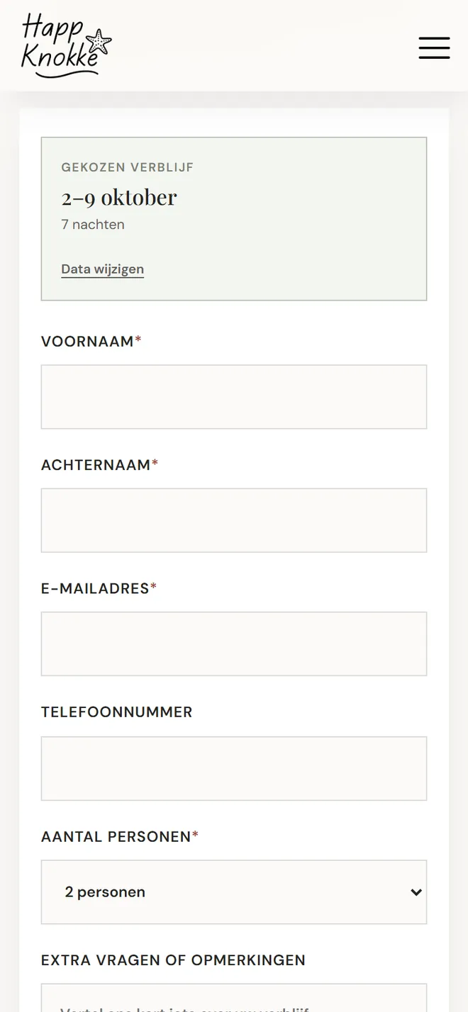 Mobiel aanvraagformulier met de gekozen periode al ingevuld en velden voor naam, e-mail, telefoon en aantal personen