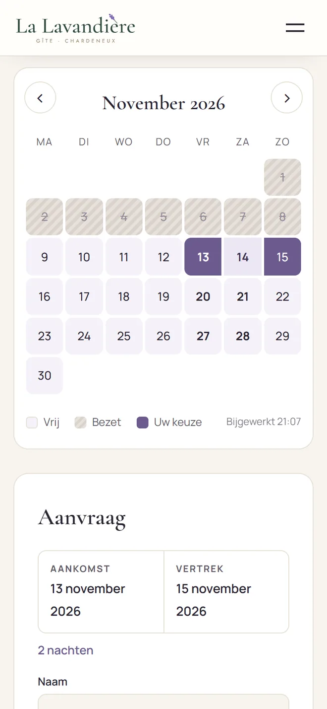 Mobiele kalender met het gekozen weekend van 13 tot 15 november en de aanvraag met aankomst, vertrek en 2 nachten